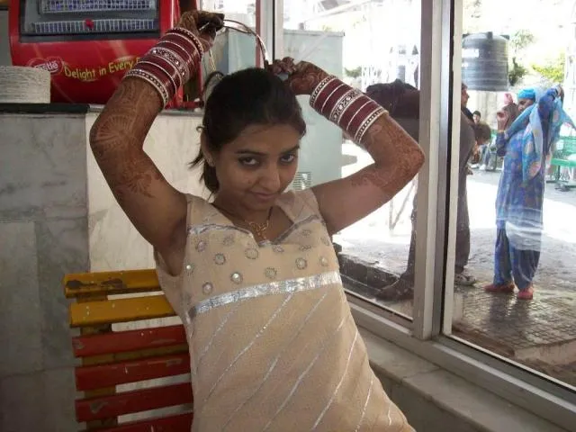Young bhabi call girl in Bhopal recently married 2 Young bhabi call girl in Bhopal recently married 2