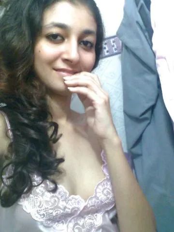 Housewife call girl in Nashik free delivery near you 1 Housewife call girl in Nashik free delivery near you 1