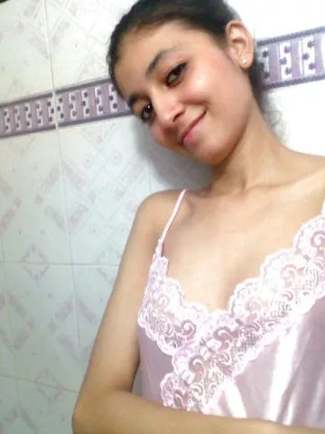 Young local college call girl in Hyderabad nearby you 2 Young local college call girl in Hyderabad nearby you 2