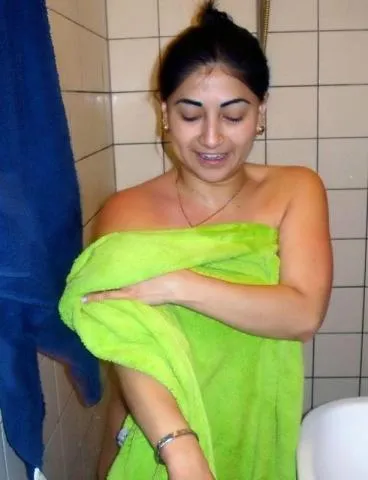 Find a lovely call girl in Chennai for your perfect date 2 Find a lovely call girl in Chennai for your perfect date 2